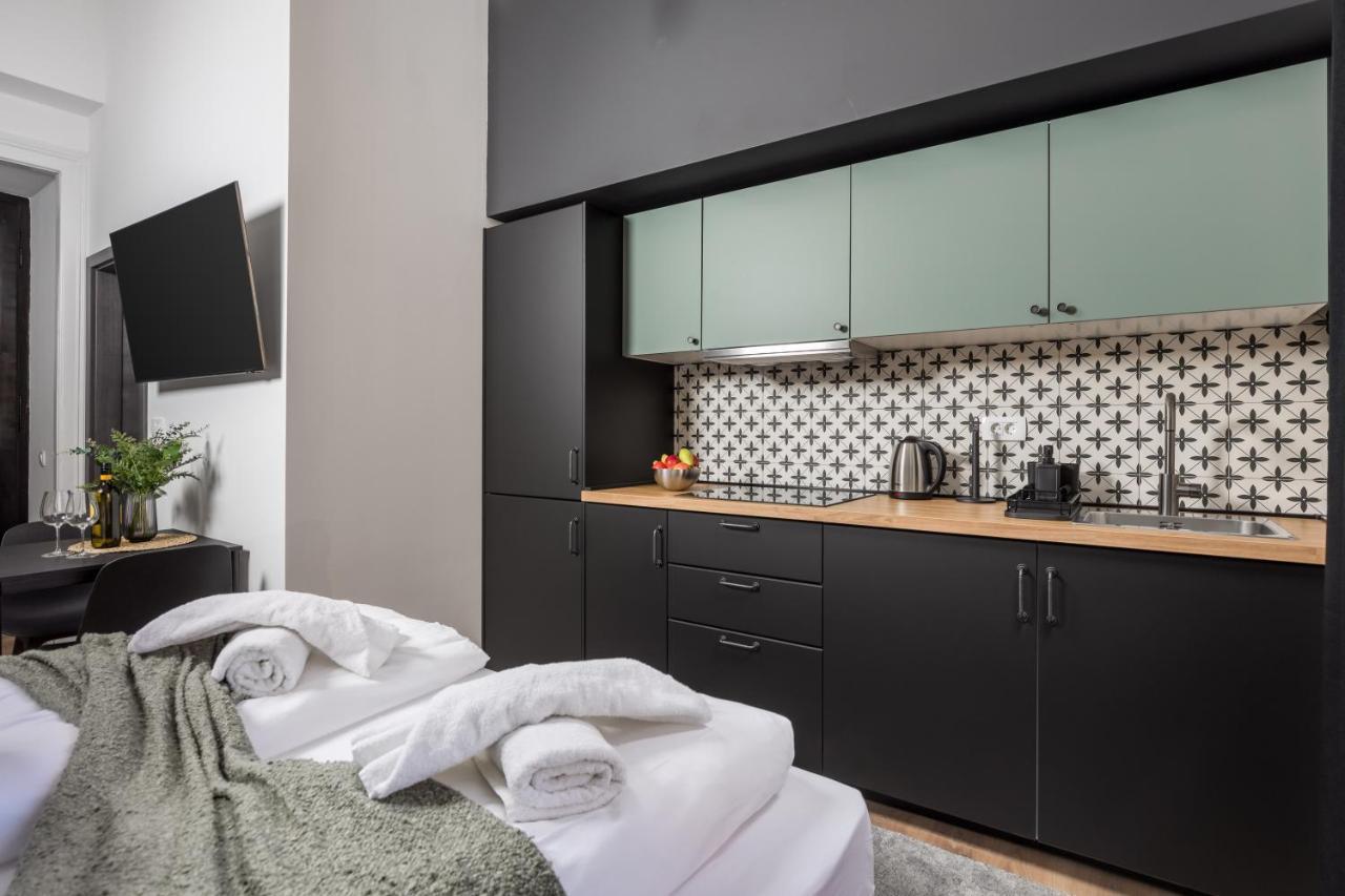 Apartment & One World