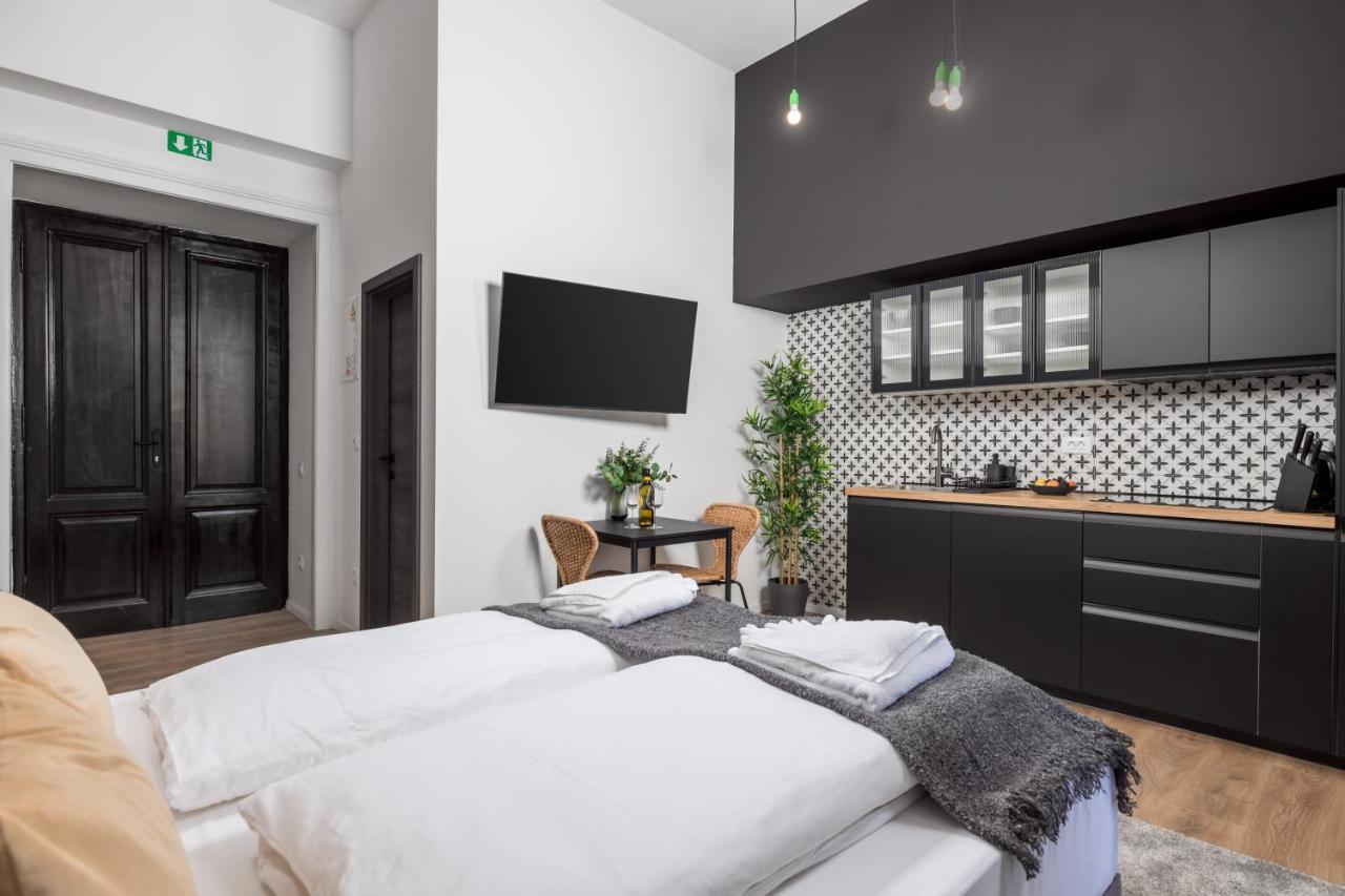 Apartment & One World Rijeka
