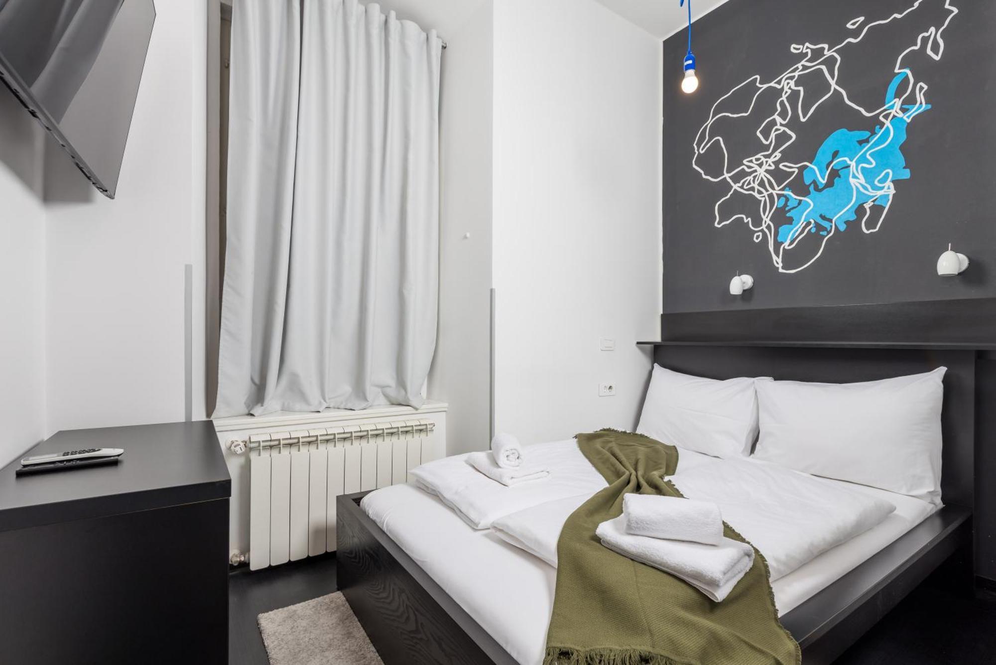 & One World Apartment *