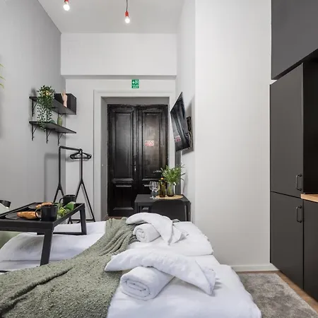 Apartments & Rooms One World Rijeka Exterior photo